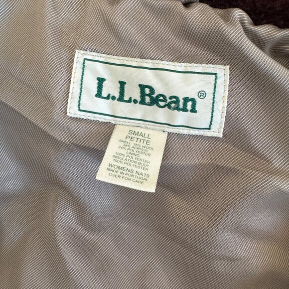 L.L. Bean Women's Maroon Burgundy Wool-Blend Hooded Coat Jacket Button, Size S - Picture 4 of 6